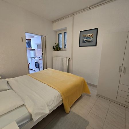 Apartment Ella Banjol Zewnętrze zdjęcie